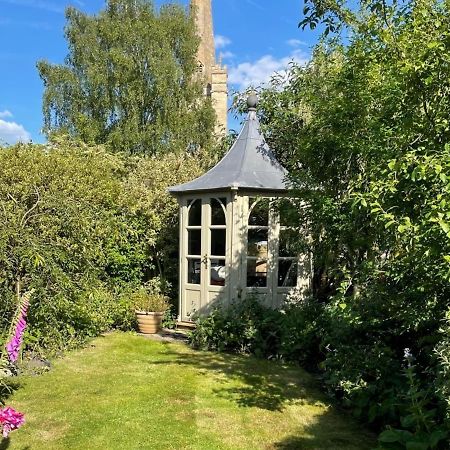 Farthingdales Villa Burford Buitenkant foto